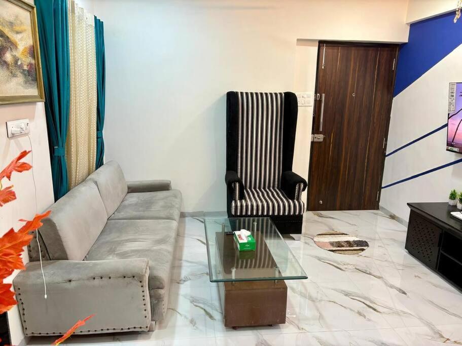 Apartament Cozy 1bhk With View In Bandra West Bombaj
