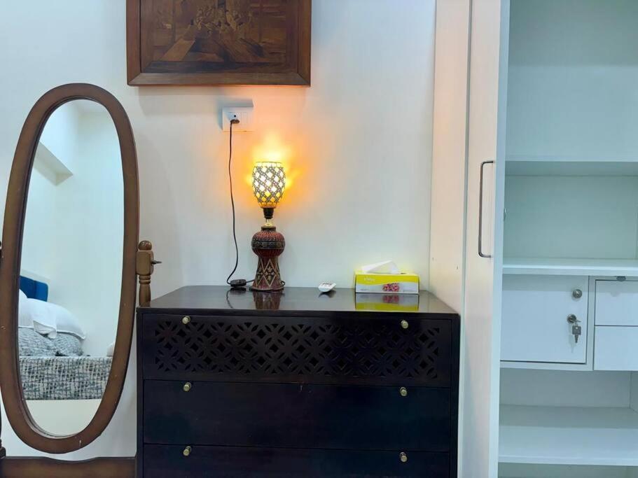 Apartament Cozy 1bhk With View In Bandra West